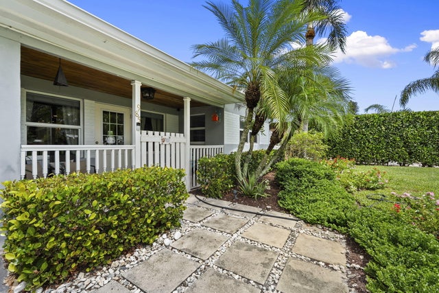 2 of 41 - 985 Sw 29th Terrace, Palm City, FL