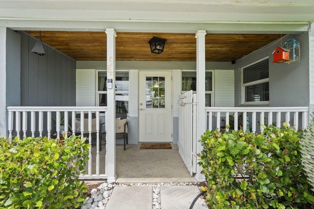 3 of 41 - 985 Sw 29th Terrace, Palm City, FL