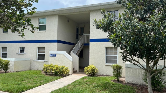 3 of 49 - 1532 Se Royal Green Circle #201, Port Saint Lucie, FL