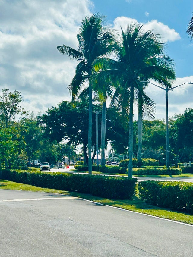 3 of 18 - 137 Bedford F, West Palm Beach, FL