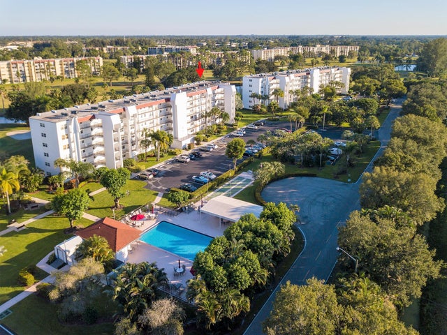 2 of 27 - 3595 Birdie Drive #504, Lake Worth, FL