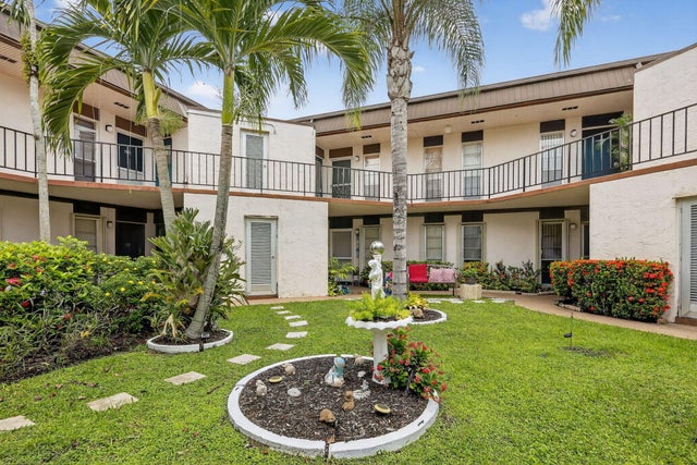 1 of 20 - 6 Greenway Village N #210, Royal Palm Beach, FL