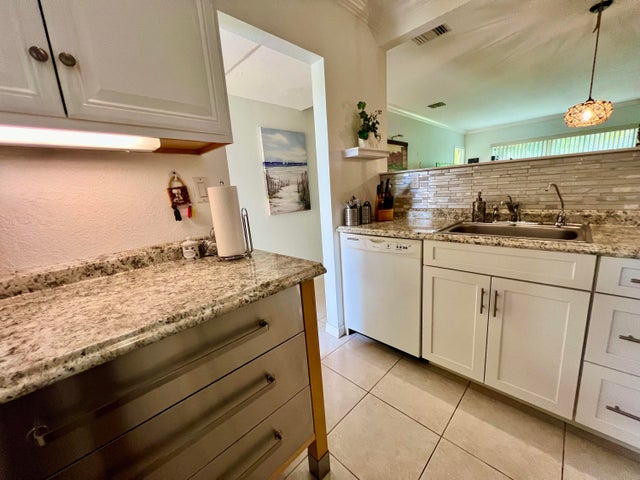 2 of 51 - 5161 W Oakland Park Boulevard #206, Lauderdale Lakes, FL