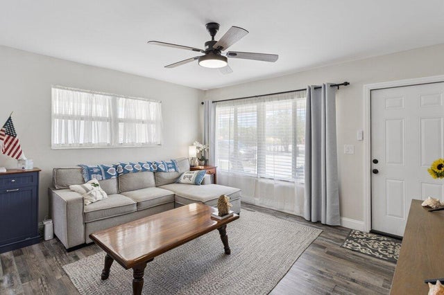 5 of 23 - 1625 N M Street, Lake Worth Beach, FL