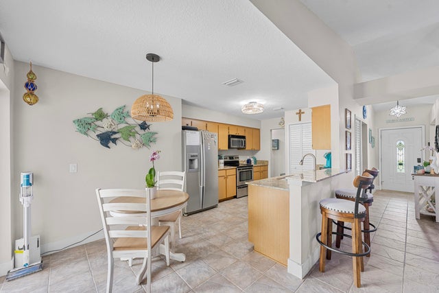 4 of 31 - 1682 Se Fallon Drive, Port Saint Lucie, FL