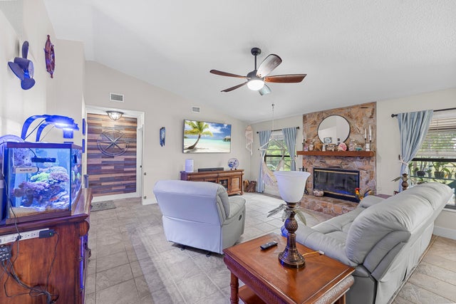 5 of 31 - 1682 Se Fallon Drive, Port Saint Lucie, FL