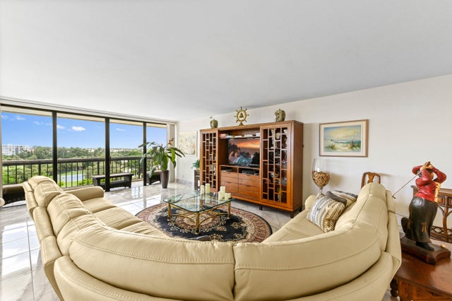 5 of 74 - 1900 Consulate Place #604, West Palm Beach, FL