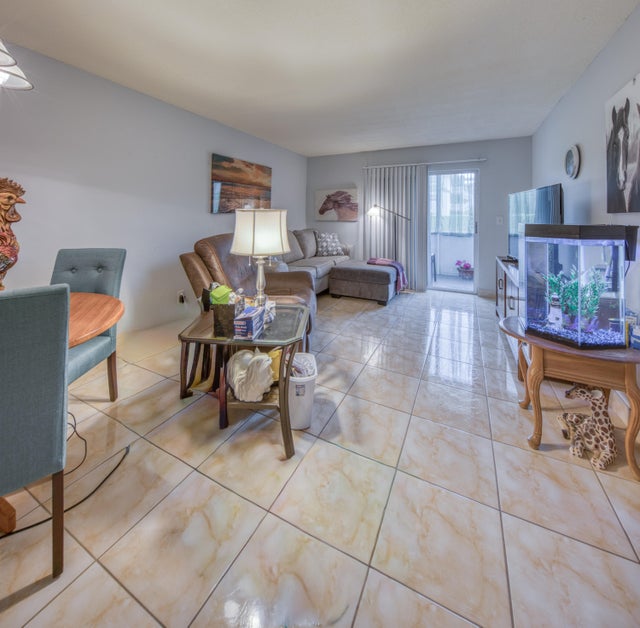 3 of 30 - 2811 Garden Drive S #104, Lake Worth Beach, FL