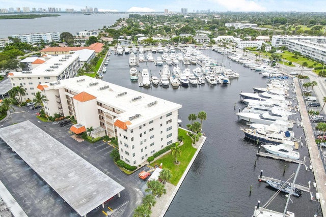 4 of 43 - 21 Yacht Club Drive #507, North Palm Beach, FL