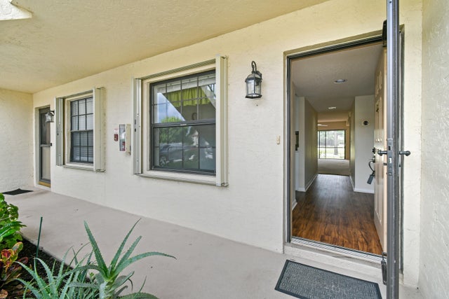 4 of 49 - 1001 Pinecrest Circle #b, Jupiter, FL