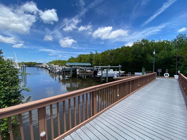 3 of 49 - 4680 Sw Parkgate Boulevard #h, Palm City, FL