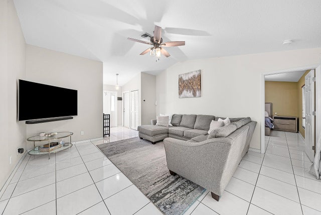 4 of 31 - 6911 Beacon Hollow Turn, Boynton Beach, FL