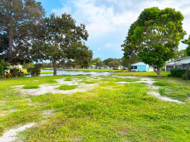 5 of 27 - 9 Don Quixote Lane, Port Saint Lucie, FL