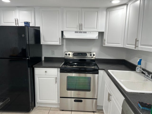 3 of 22 - 4479 Oak Terrace Drive, Greenacres, FL