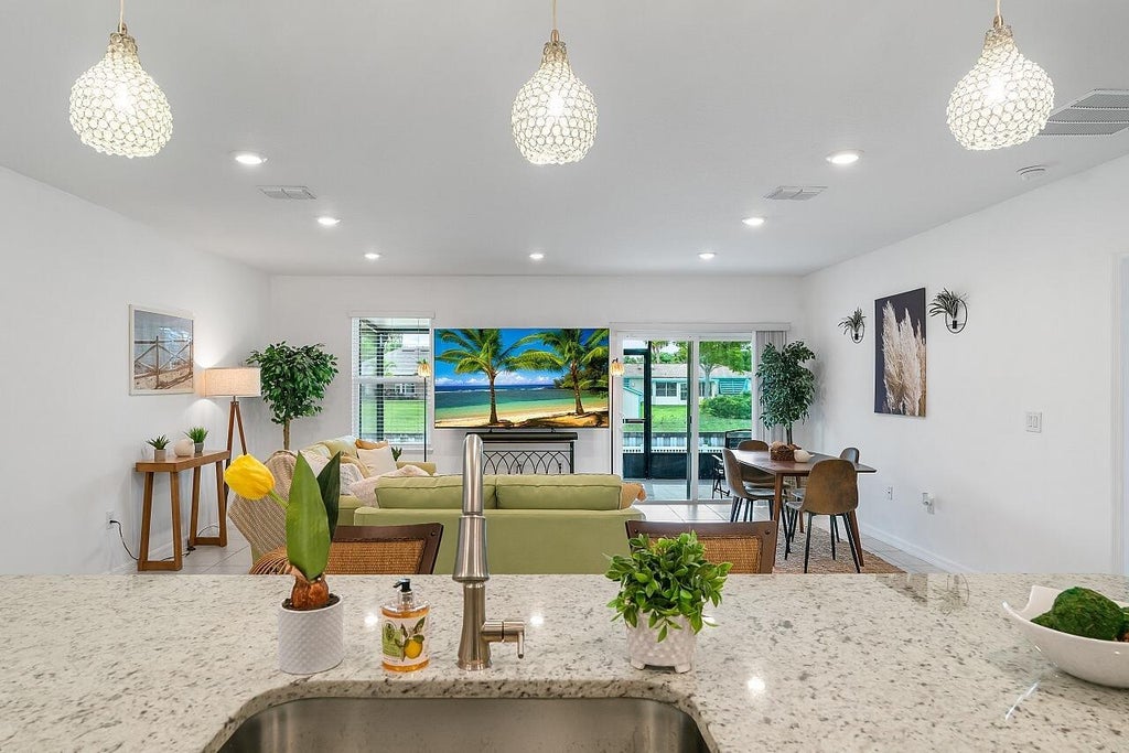 507 Wimbrow Dr, Sebastian