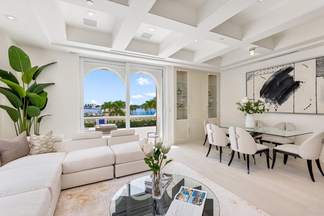 2 of 34 - 150 Bradley Place #112, Palm Beach, FL