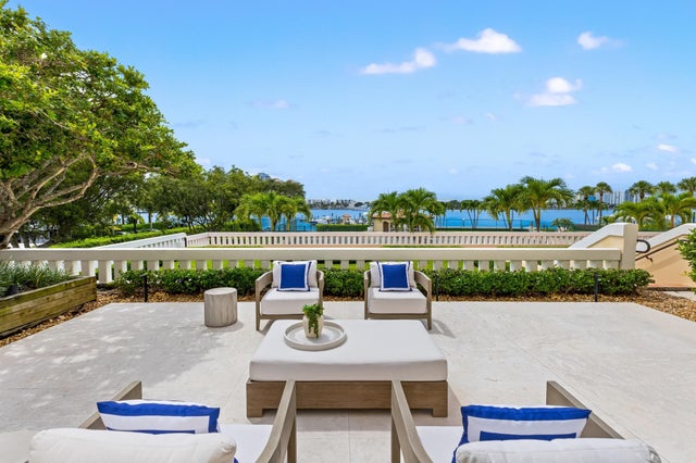 4 of 34 - 150 Bradley Place #112, Palm Beach, FL