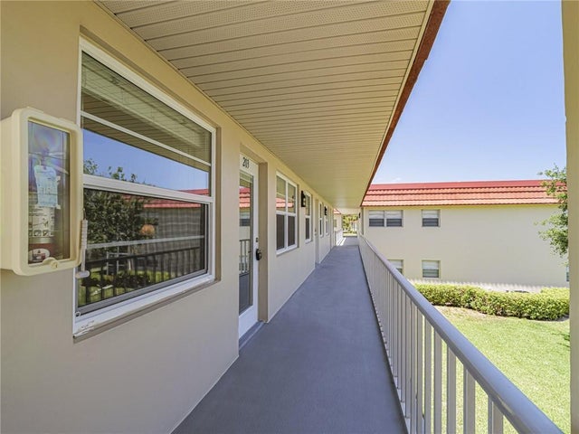 4 of 36 - 66 Woodland Drive #203, Vero Beach, FL