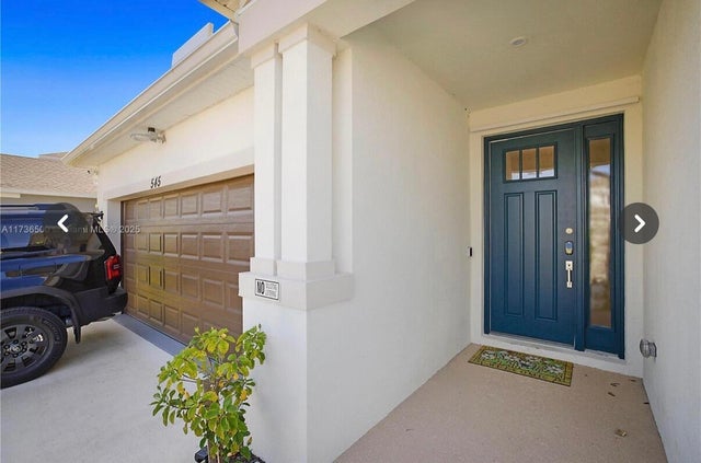 2 of 29 - 545 Se Ranch Oak Circle, Port Saint Lucie, FL