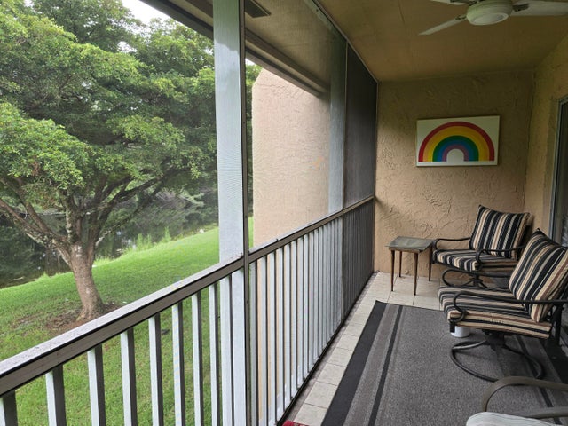 3 of 22 - 140 Lake Meryl Drive #233, West Palm Beach, FL