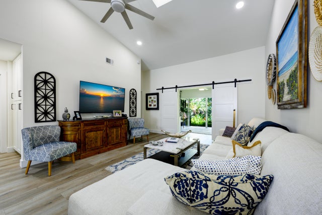 2 of 39 - 10976 Se Sea Pines Circle, Hobe Sound, FL