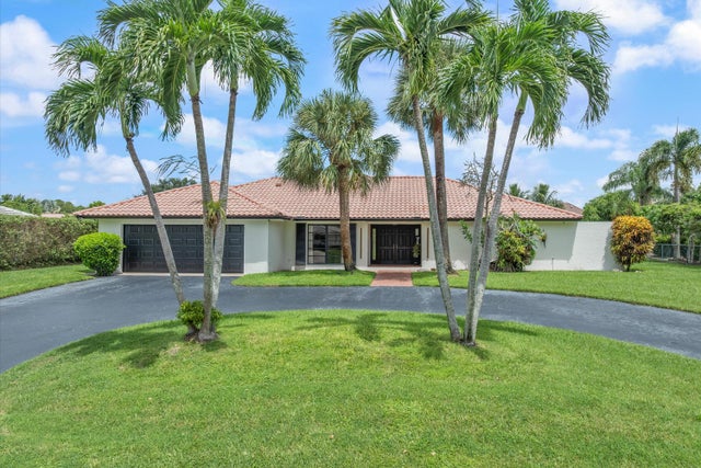 1 of 49 - 516 Muirfield Drive, Atlantis, FL
