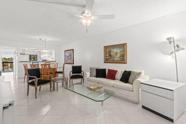 4 of 22 - 5380 Cedar Lake 303 Drive #303, Boynton Beach, FL