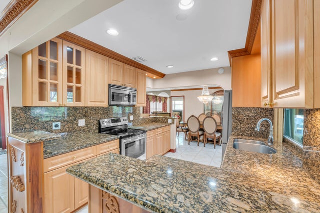 4 of 56 - 4040 Nw 106 Drive, Coral Springs, FL