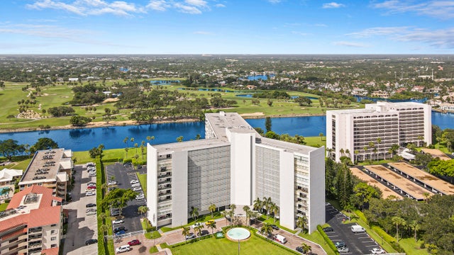 2 of 58 - 336 Golfview Road #1016, North Palm Beach, FL