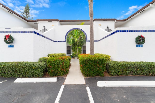 2 of 47 - 6121 Se Landing Way #12, Stuart, FL