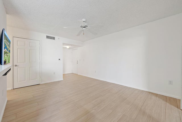 3 of 29 - 272 Village Boulevard #7111, Tequesta, FL