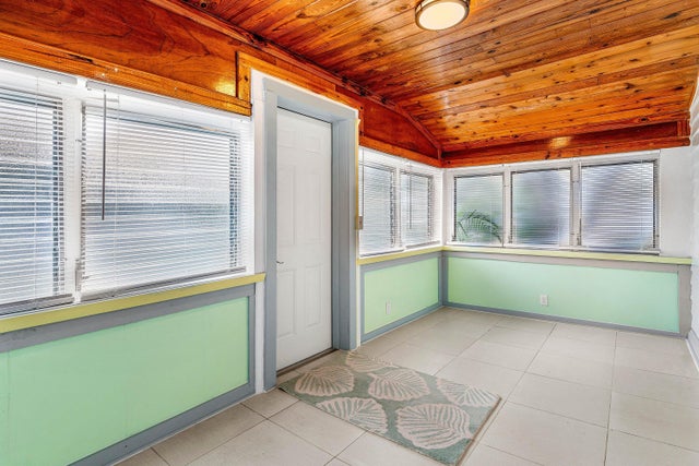 3 of 26 - 409 S M Street, Lake Worth Beach, FL