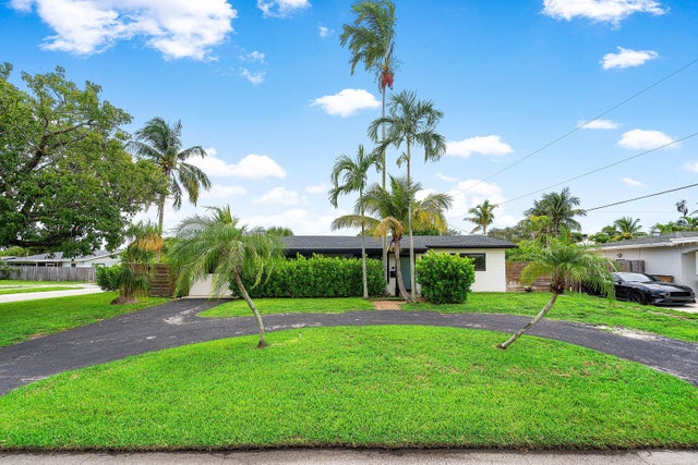1 of 38 - 1300 Se 1st Way, Deerfield Beach, FL