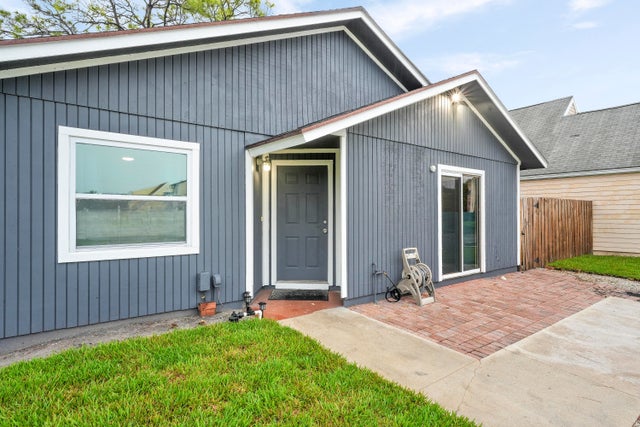 1 of 23 - 4181 Willowood Lane, Lake Worth, FL