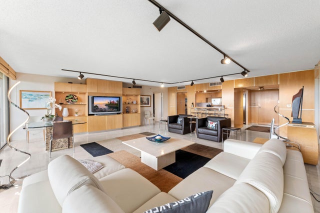 5 of 60 - 2480 Presidential Way #603, West Palm Beach, FL