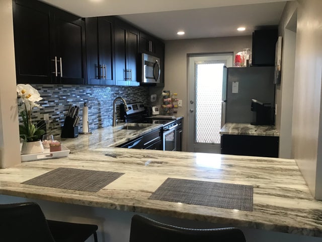 2 of 7 - 4500 N Federal Highway #363g, Lighthouse Point, FL