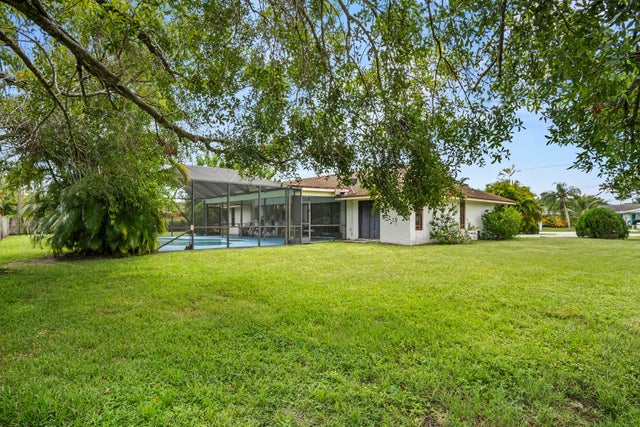 4 of 17 - 553 Se Floresta Drive, Port Saint Lucie, FL