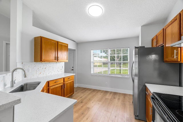 5 of 38 - 1118 9th Square, Vero Beach, FL