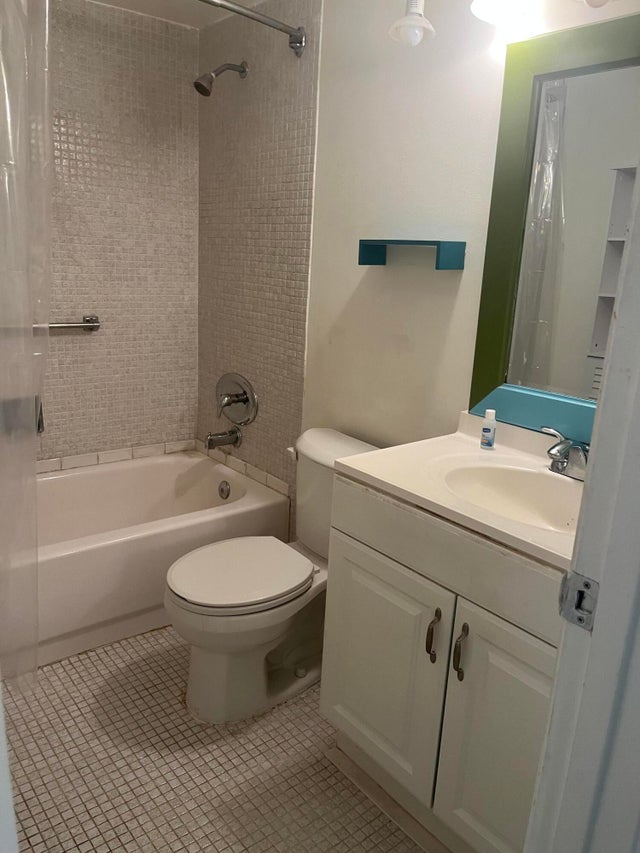 3 of 9 - 497 Durham Q, Deerfield Beach, FL