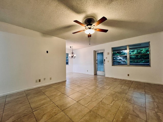 4 of 16 - 89 Canterbury D, West Palm Beach, FL