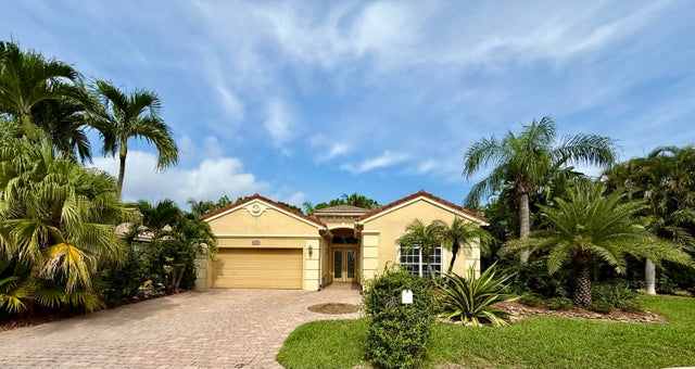 2 of 34 - 8475 Pine Cay, West Palm Beach, FL