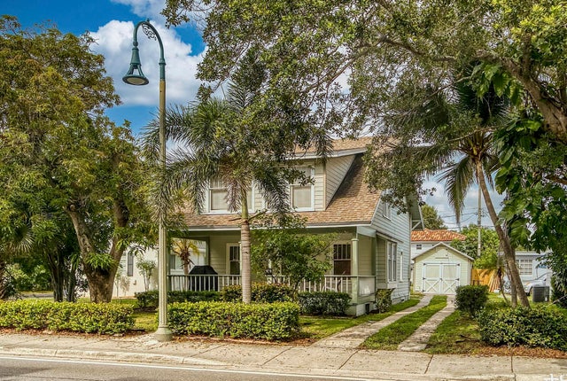 3 of 43 - 217 S Federal Highway, Lake Worth, FL