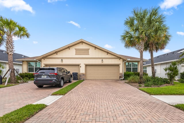 1284 Haywagon Trl, The Acreage