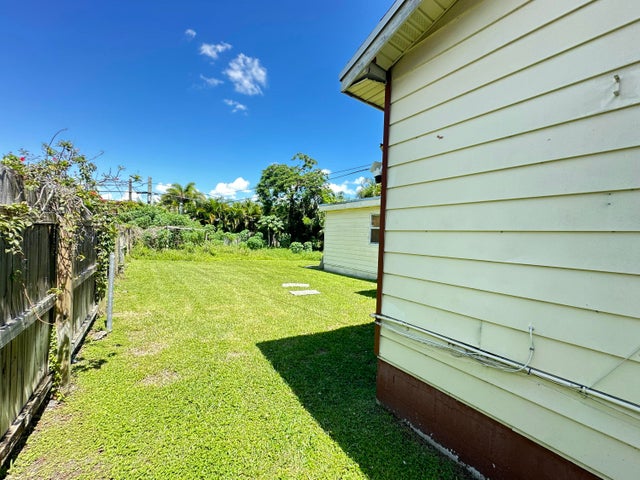 3 of 5 - 225 Ne 13th Street, Delray Beach, FL