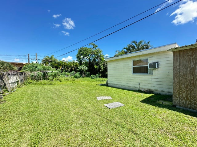 5 of 5 - 225 Ne 13th Street, Delray Beach, FL