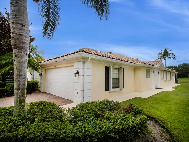 3 of 15 - 1342 Saint Lawrence Drive, Palm Beach Gardens, FL