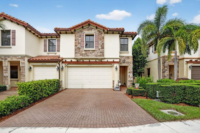 1 of 46 - 6951 Broadland Way, Coconut Creek, FL