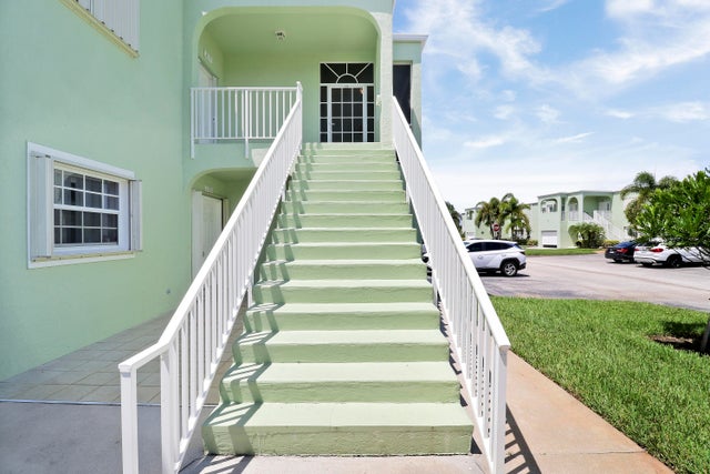 5 of 40 - 2129 Se Wild Meadow Circle, Port Saint Lucie, FL
