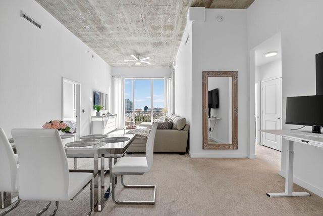 5 of 61 - 300 S Australian Avenue #1604, West Palm Beach, FL