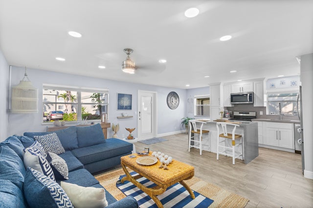 2 of 62 - 244 Monaco F, Delray Beach, FL